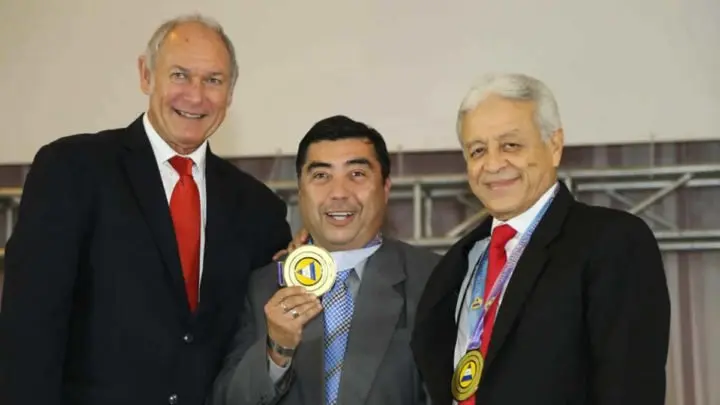 Deportistas destacados celebran el 60 Aniversario de fundación del CON