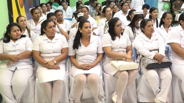 Enfermeras nicaragüenses se gradúan en neonatología 