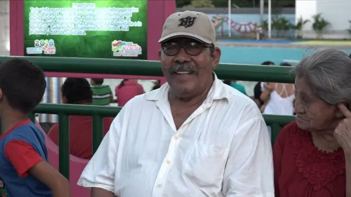 Familias disfrutan del Puerto Salvador Allende y Parque Luis Alfonso