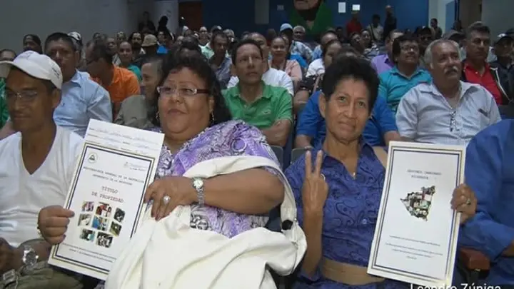 Retirados del Ejército y del Ministerio de Interior reciben Títulos de Propiedad