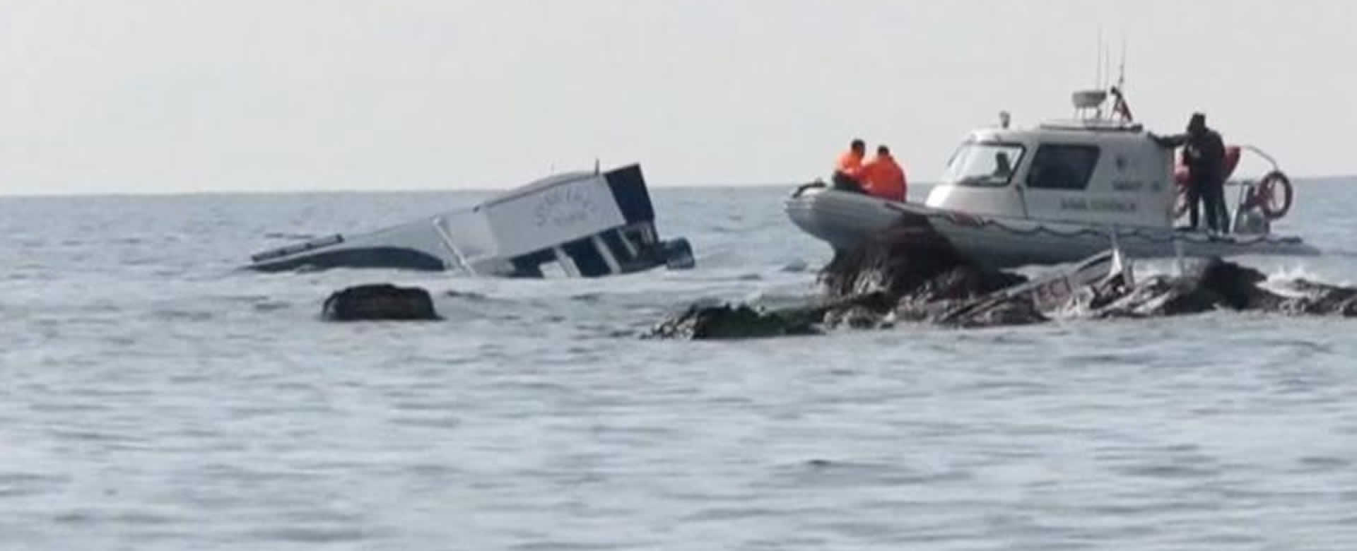 12 ahogados y 21 rescatados en hundimiento de embarcación en Grecia