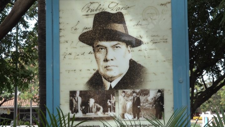 Nicolás Maduro rinde honores a Rubén Darío por revolucionar la literatura