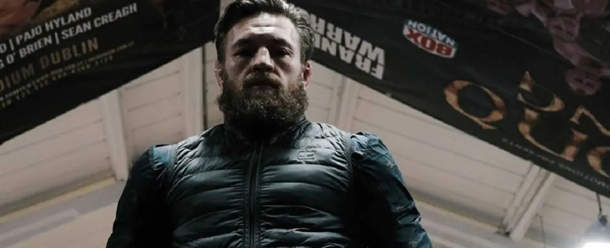McGregor regresa al octágono con pintoresca camiseta