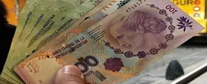 Gobierno argentino oficializa aumento salarial a trabajadores públicos