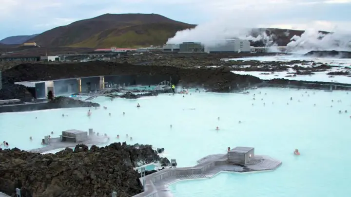 Islandia: Sismos enciende alerta de una posible erupción en volcán 