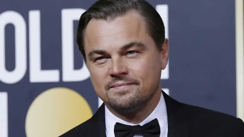 Leonardo DiCaprio ayudo a rescatar a hombre que cayó de un crucero
