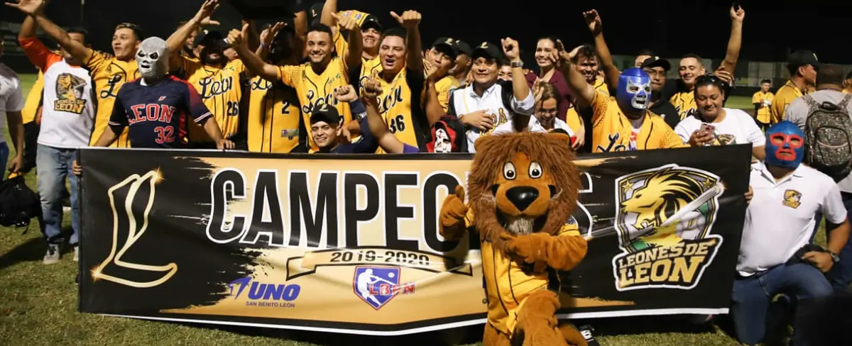 Leones de León, tetracampeones de la Liga Profesional