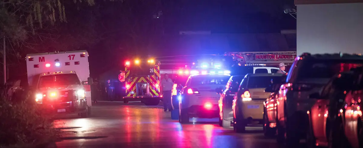 Extraña explosión en Houston deja en alarma a la población