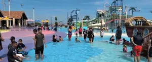 Familias despiden sus vacaciones en los centros recreativos de Managua
