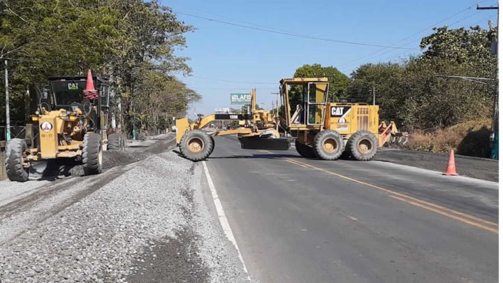 Ampliación de carretera en entradas a León avanza un 75%.