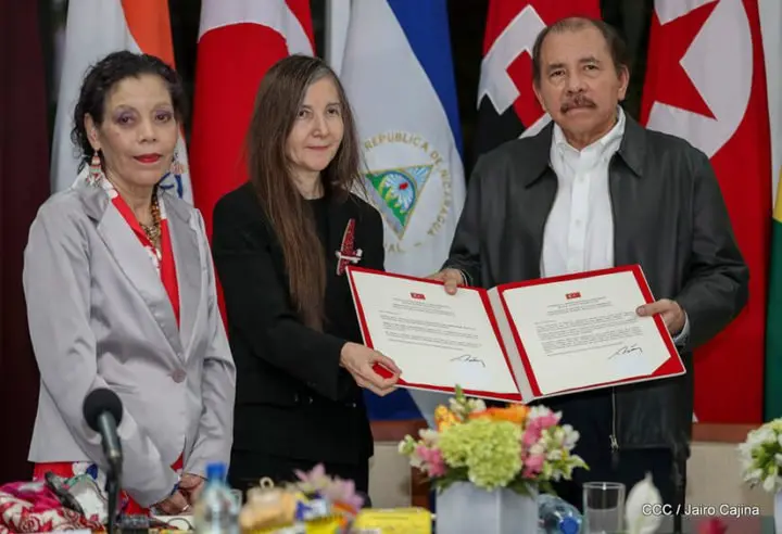 Presidente Daniel Ortega recibe cartas credenciales de 5 países
