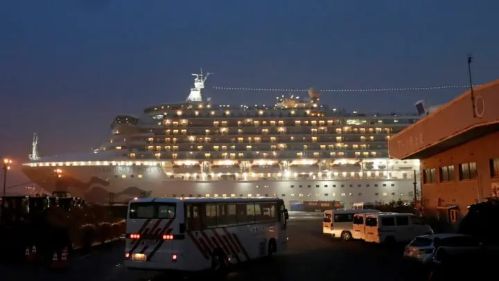 Se reportan nuevos casos confirmados de Coronavirus del crucero en cuarentena en Japón
