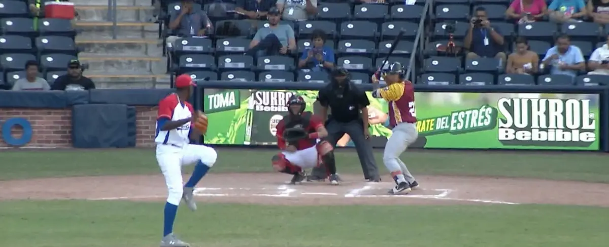 Cuba triunfa por blanqueada contra Venezuela y mantiene su invicto