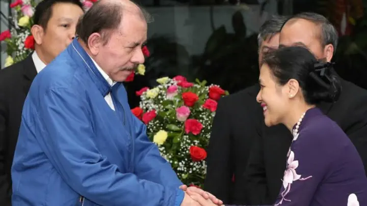 Daniel y Rosario fortalecen relaciones bilaterales con Vietnam 