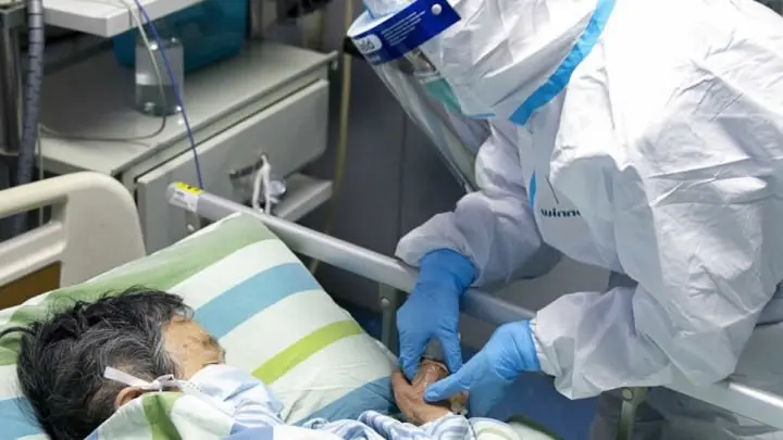 Inicia a operar el segundo Hospital para contagiados con coronavirus en Wuhan, China