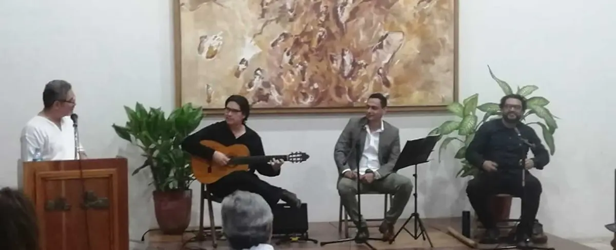 Libro de poesía brilla en el Festival Internacional de las Artes