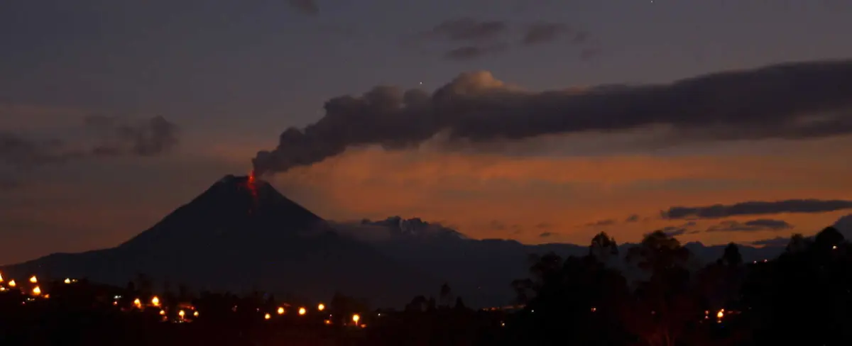 Estudios anuncian riesgo de colapso en Volcán Tungurahua de Ecuador