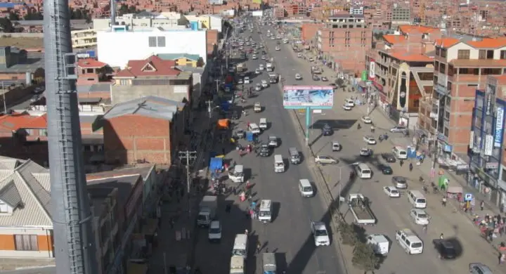 Trabajadores de El Alto boliviano afirman que, un día sin trabajo es un día sin comida