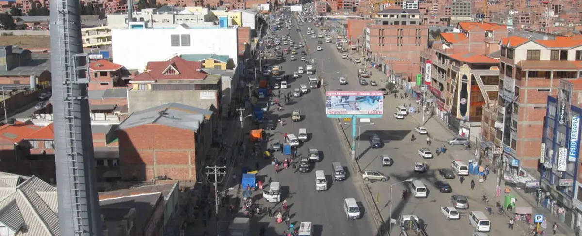 Trabajadores bolivianos afirman que "un día sin trabajo, es un día sin comida"