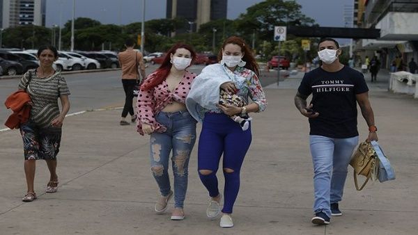 América Latina reporta un aumento moderado en decesos por COVID-19