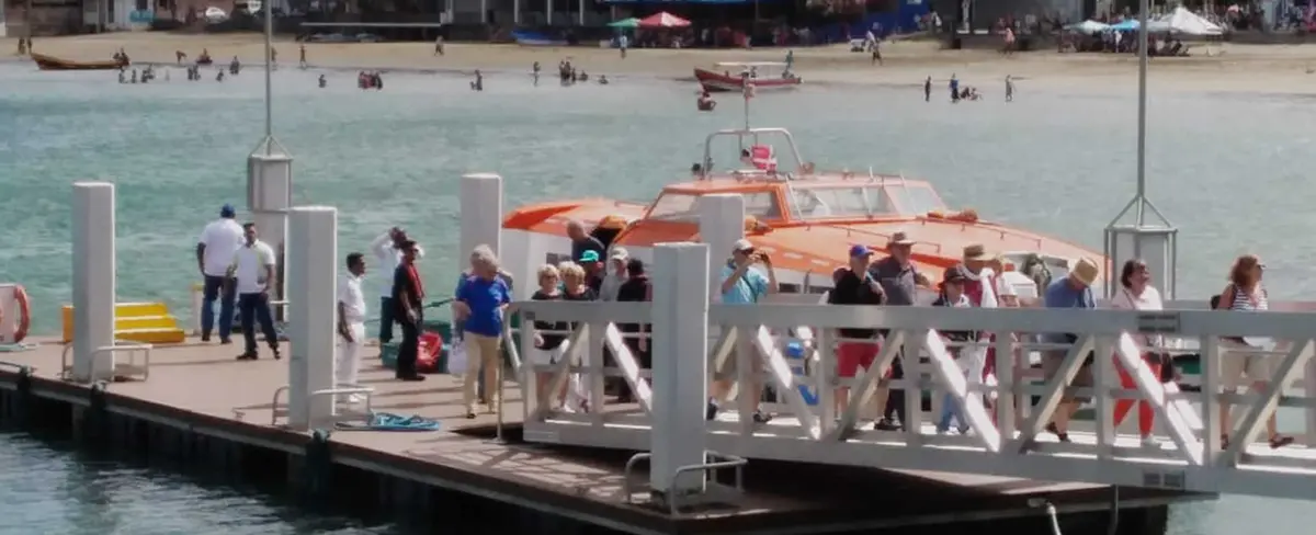 Crucero Amadea desembarca en el bello San Juan del Sur