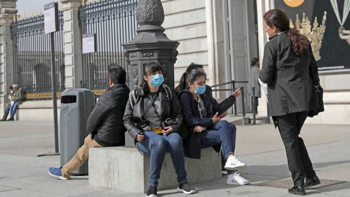 Aumentan a más de 140 los casos de coronavirus en España