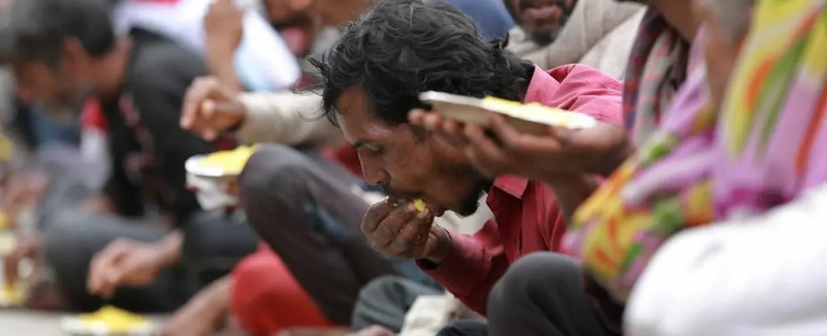 Cuarentena en India comienza a dejar sin alimentos a los más pobres