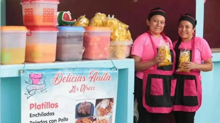 Emprendedoras exponen su creatividad en el Parque de Ferias