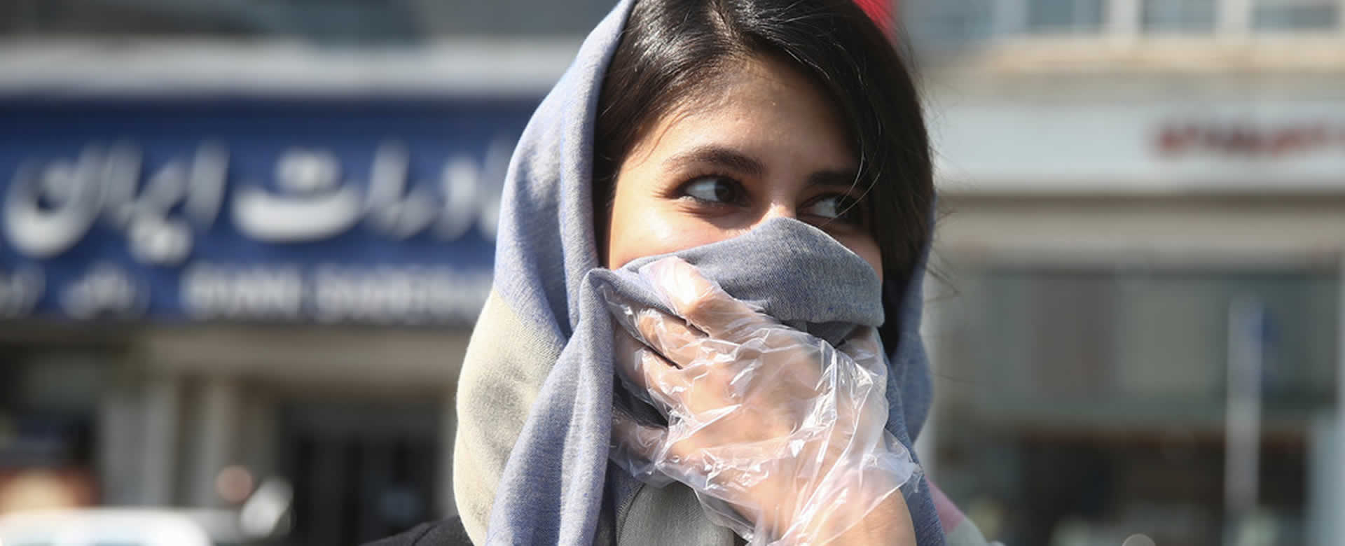 Irán cierra escuelas y universidades por coronavirus