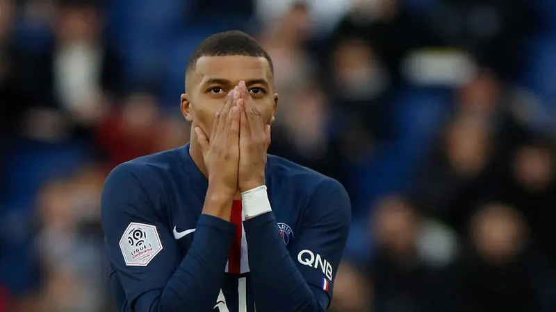 Mbappé vuelve a la cancha, tras dar negativo al Coronavirus
