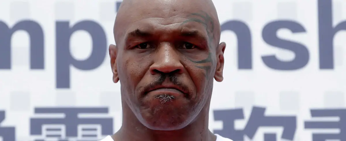 Mike Tyson llora al revela sentirse “vacío” sin el boxeo