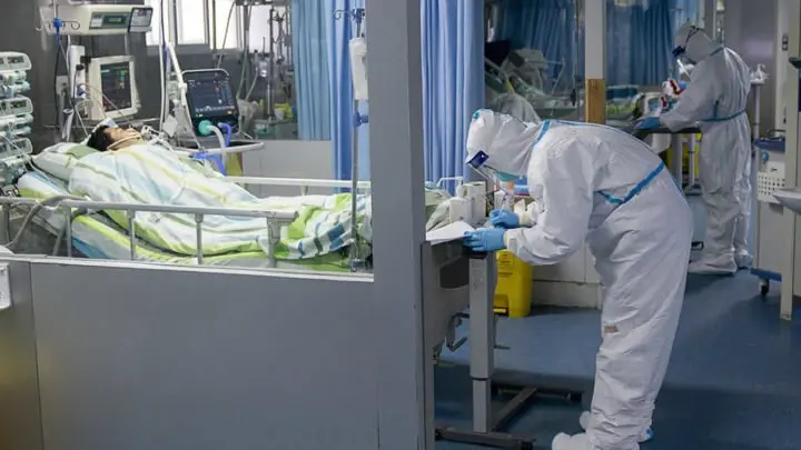 OMS llama a evitar el pánico por coronavirus ante brote mundial