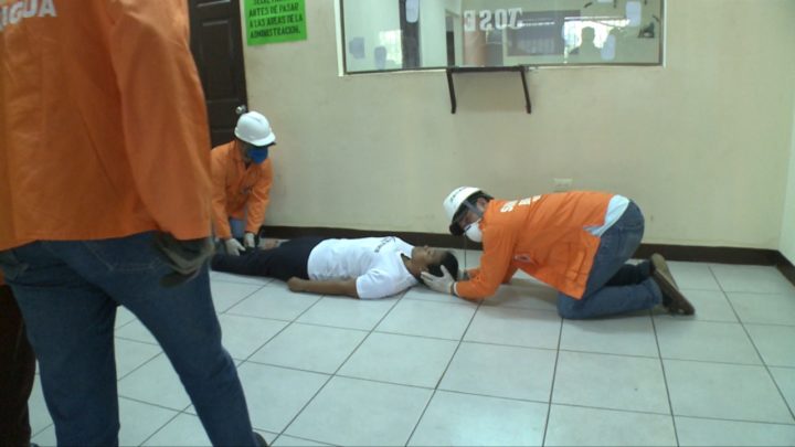 Realizan simulacro bajo la hipótesis de un sismo de magnitud 8.7