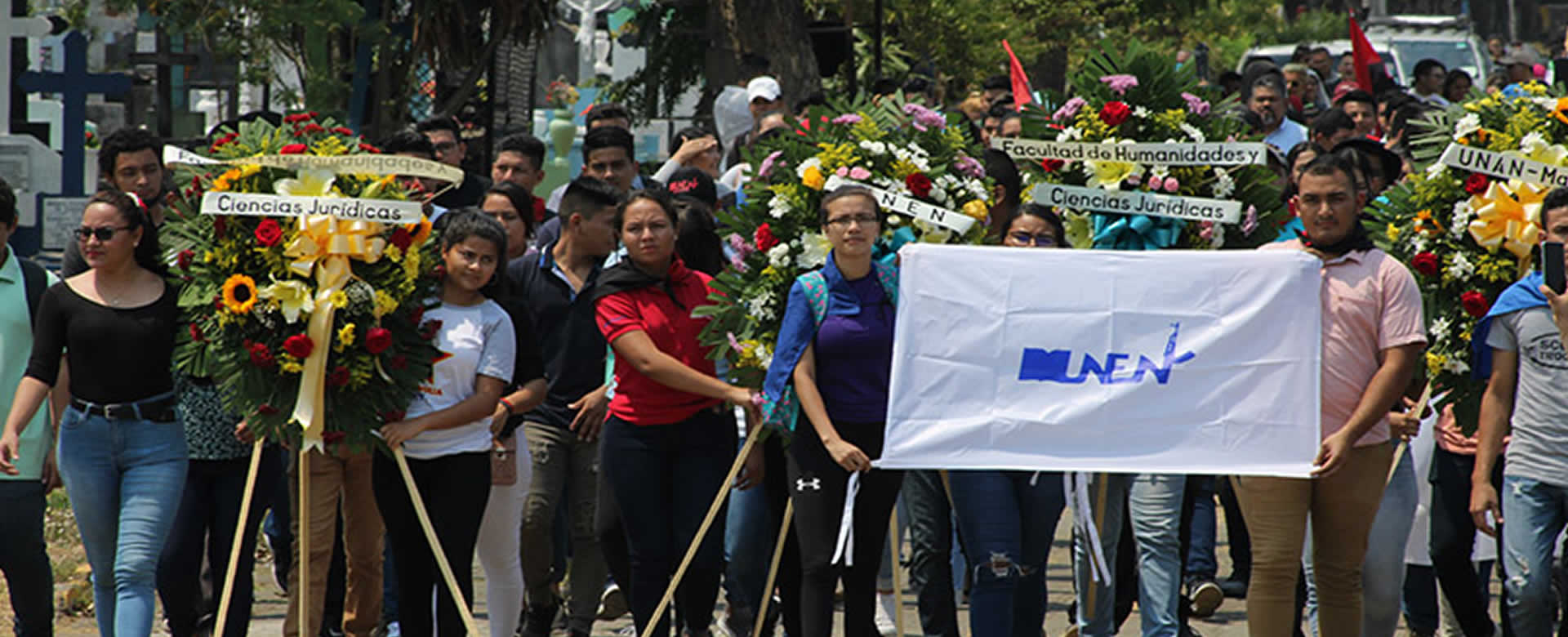 Rinden homenaje al héroe y mártir universitario Roberto González