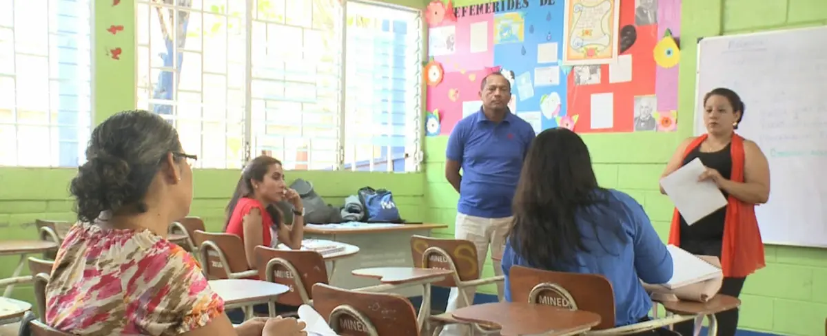 Docentes del Colegio San Sebastián planifican estrategias sanitarias