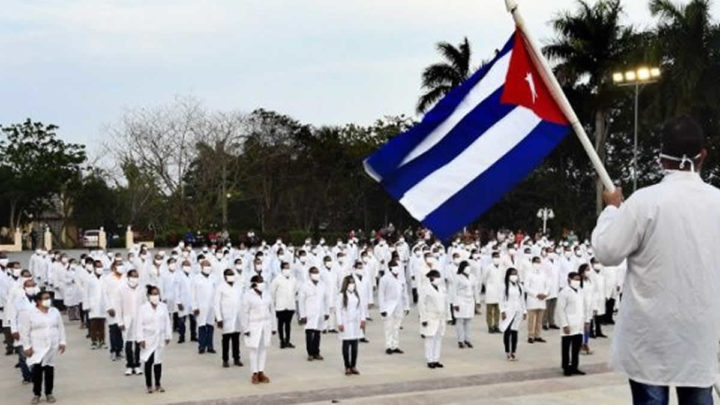 Sudáfrica: Brigada médica de Cuba refuerza lucha contra el Coronavirus