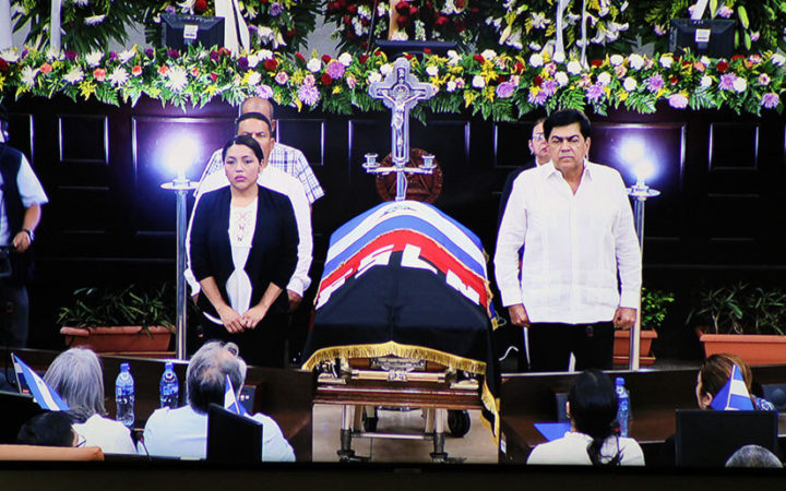 Asamblea realiza homenaje póstumo a la diputada sandinista Antonia Vílchez