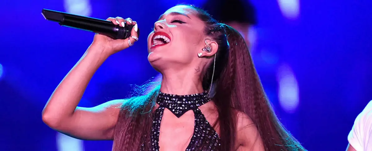Ariana Grande se une a las protestas contra el racismo en Los Ángeles