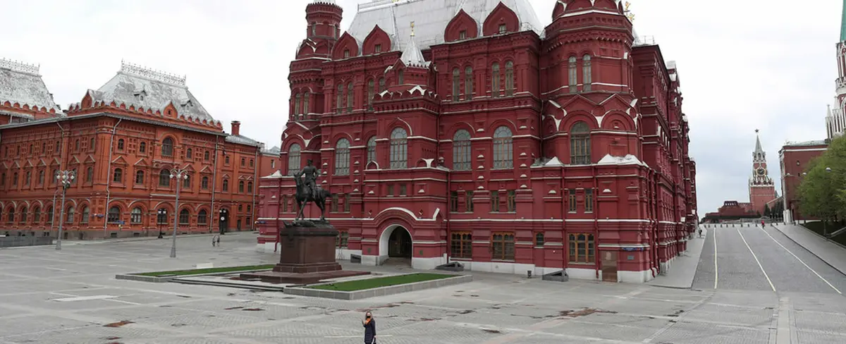 Putin anuncia reactivación de funciones laborales en Rusia
