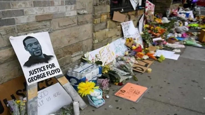 Toque de queda por protestas tras el asesinato de Floyd en Mineápolis