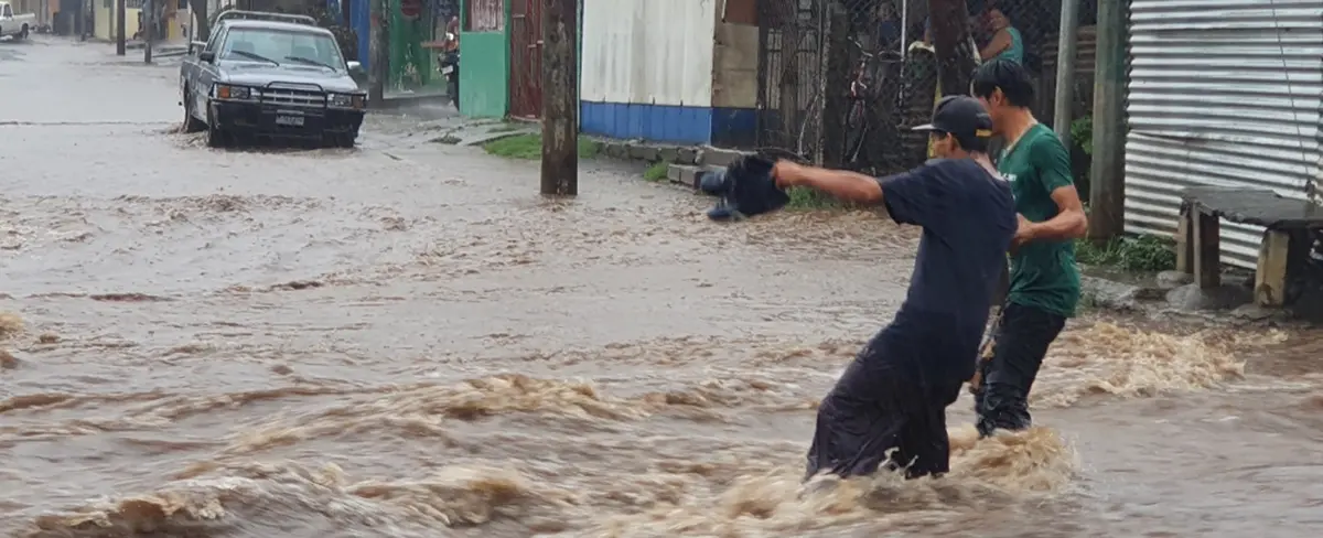 Fuertes lluvias afectan diversos puntos de Managua