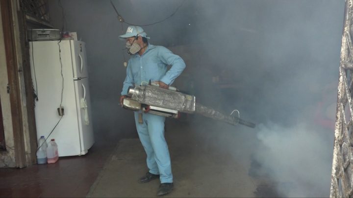 MINSA fumiga más de 300 viviendas del barrio Villa Reconciliación Norte
