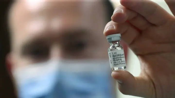 Dexametasona, tratamiento exitoso para pacientes críticos de COVID-19