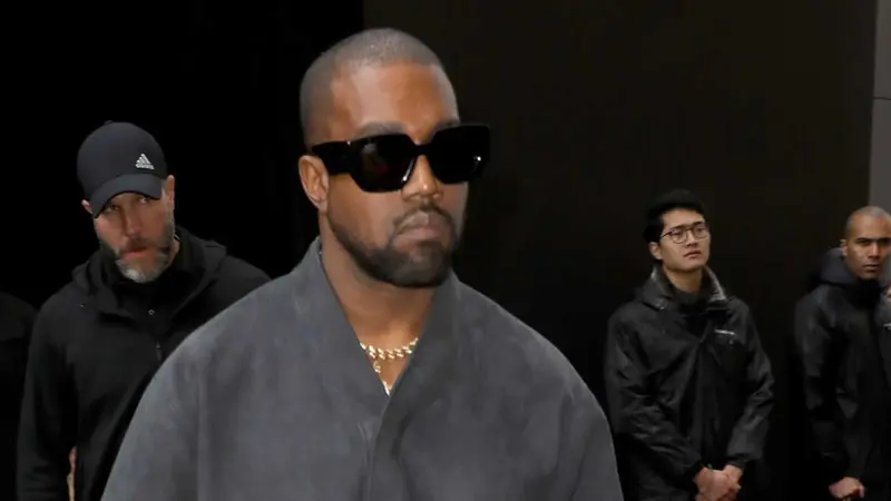 Kanye West cubrirá gastos escolares a la hija de George Floyd