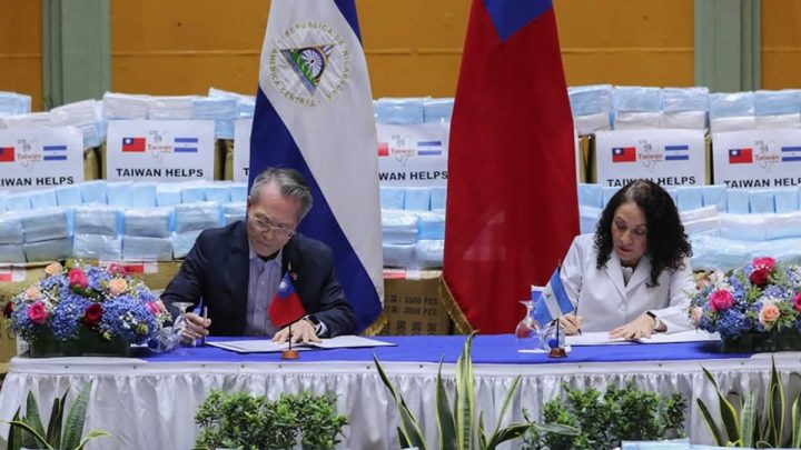 Nicaragua recibe 1.5 millones de mascarillas quirúrgicas por China-Taiwán
