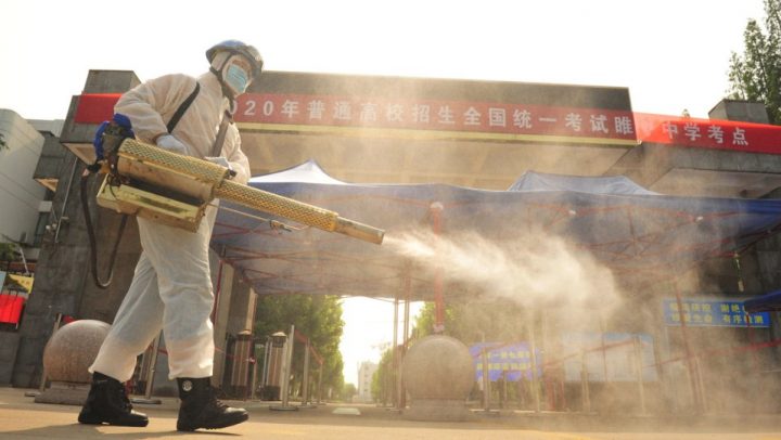 Fumigación por peste bubónica en China