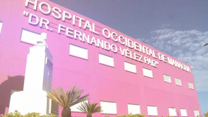 Afueras del Hospital Occidental Dr, Fernando Vélez paíz.