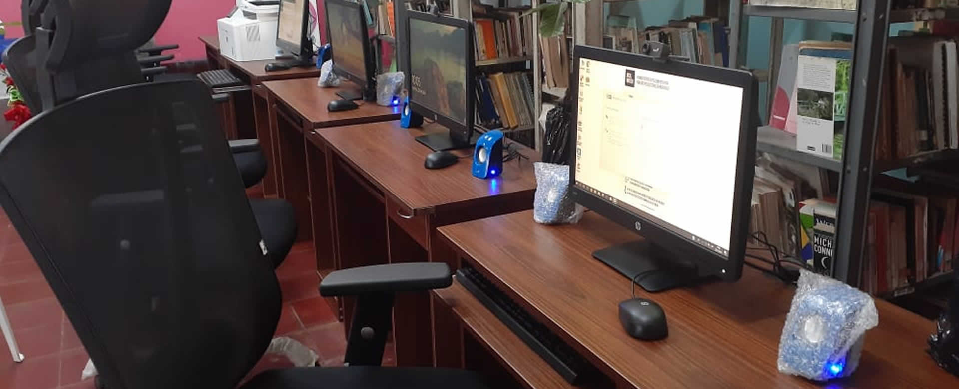 Inauguran Telecentro de Investigación para productores en Bluefields