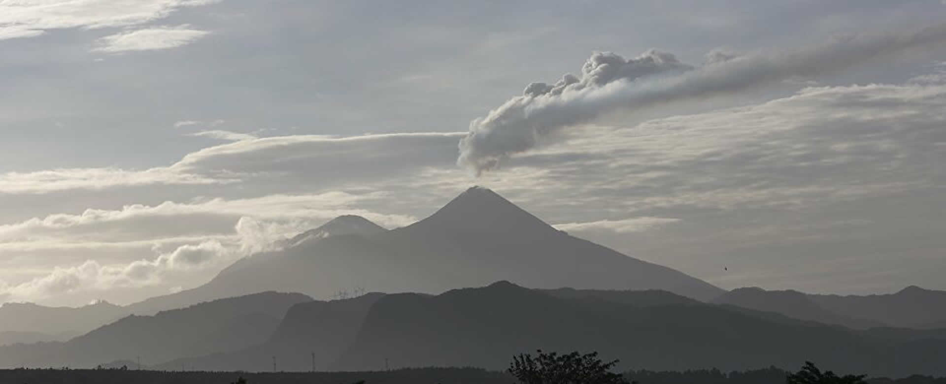 Explosiones en el Volcán de Pacaya genera alerta en Guatemala