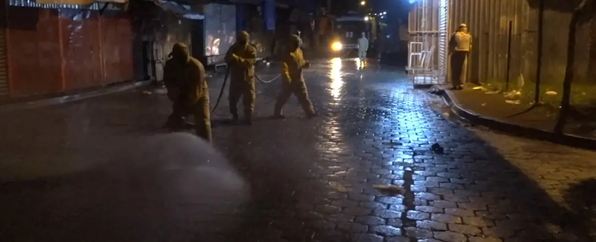 Ejército de Nicaragua limpia y esteriliza mercados de Managua por COVID-19